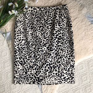 Ann Taylor Loft A-line Skirt size 2